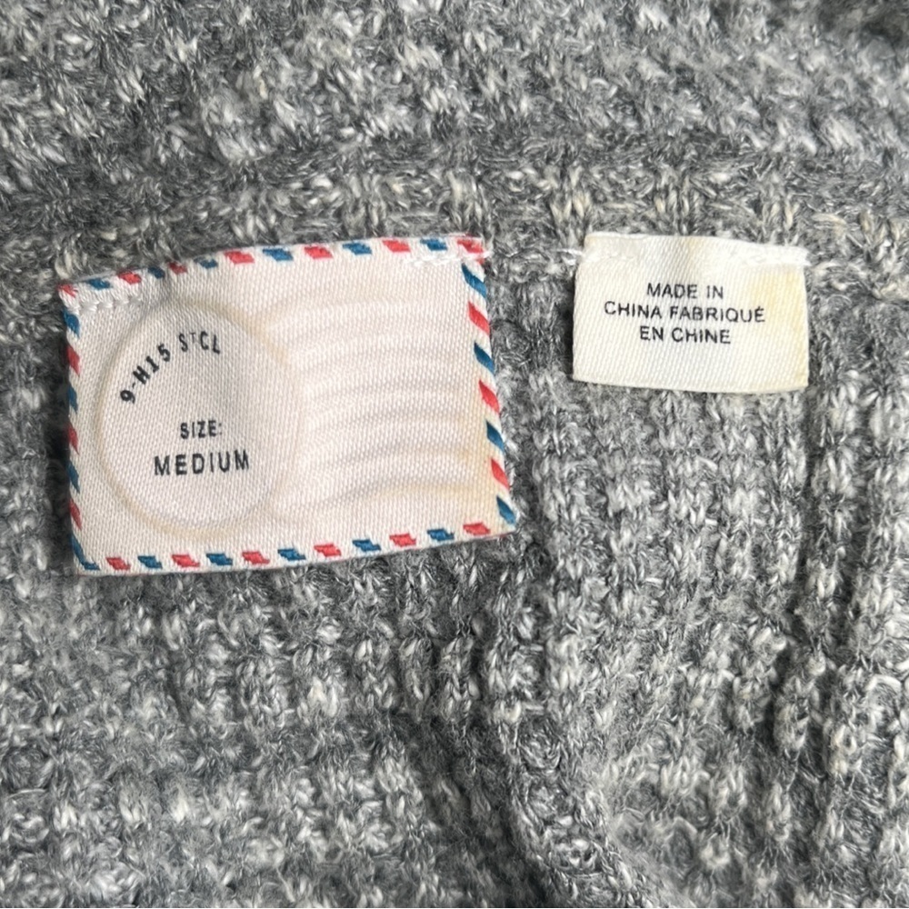 ANTHROPOLOGIE EUC Marled Grey Cowl Neck Sweater Top with Swing Hem Size Medium﻿ - Picture 5 of 12